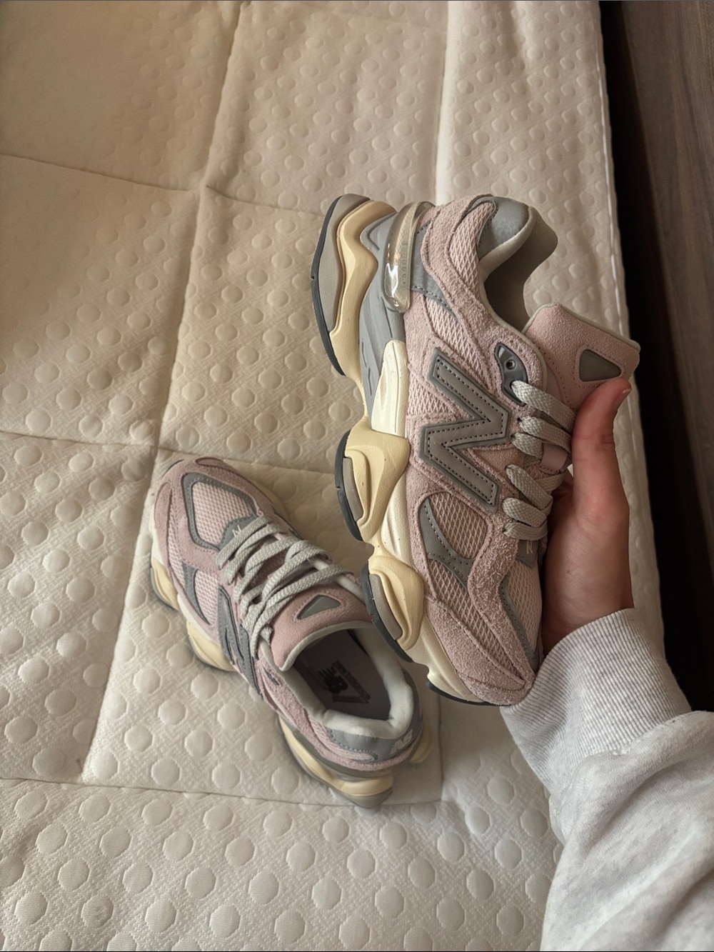 New Balance 9060 December Sky